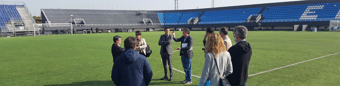 Representantes de la Liga de Fútbol Profesional visitan el estadio de Can Misses