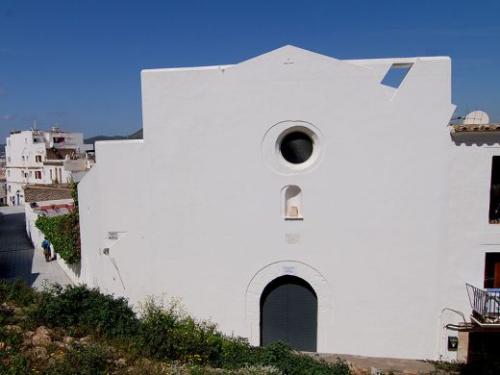 iglesialhospitalet_vila2-2-520x390 (1)