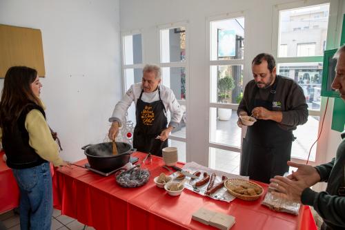 mercatnou_sobrassada_calamar-01