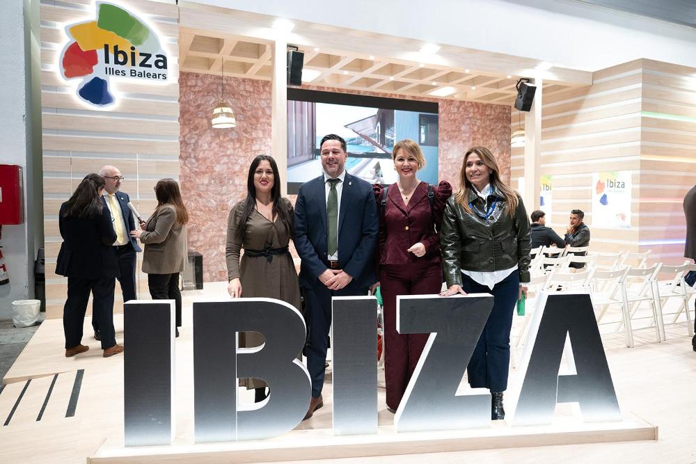 Imatge Eivissa, elegida per Renault per a la presentació internacional del seu...