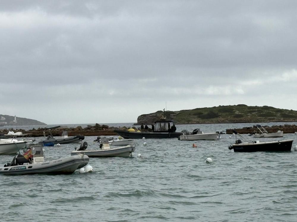 Imatge L’Ajuntament d’Eivissa abalisa el moll de sa platgeta de Sa Punta, a Es...