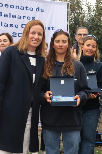 IMG_0666 Catiana Fuster y premiada Cpto bal Optimist