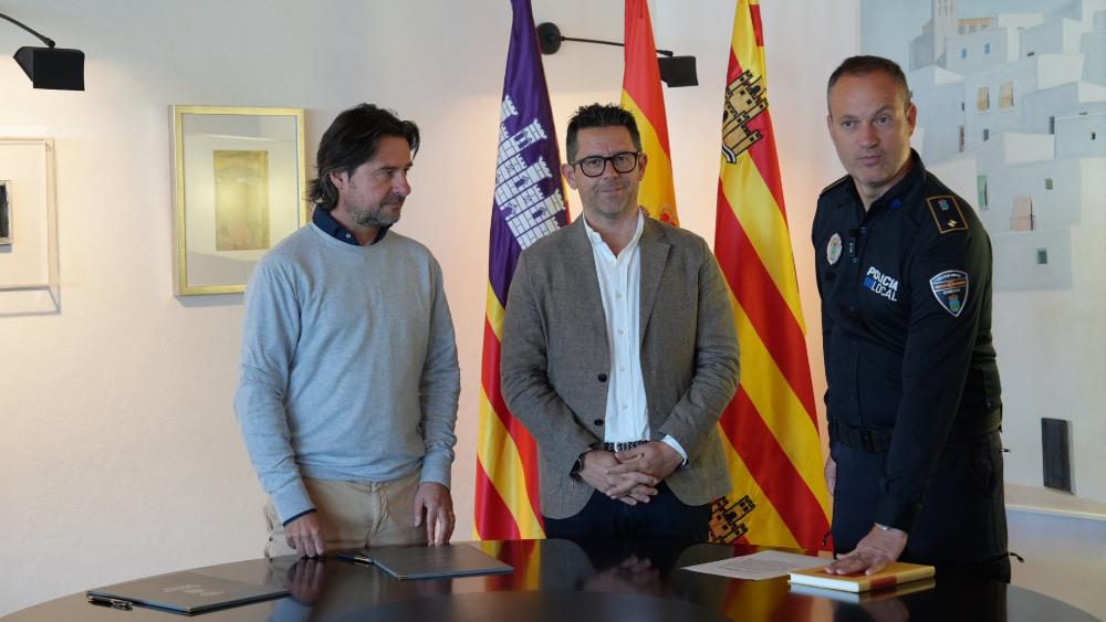 Imagen José Luis del Blanco Delgado pren possessió com a nou cap de la Policia Local d’Eivissa