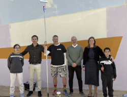 Escolars de Sa Bodega participen en la creació d’un mural amb l’artista Moi Berlanga dins la campanya de l’Ajuntament d’Eivissa ‘Cuida cada gota, Eivissa ho nota’