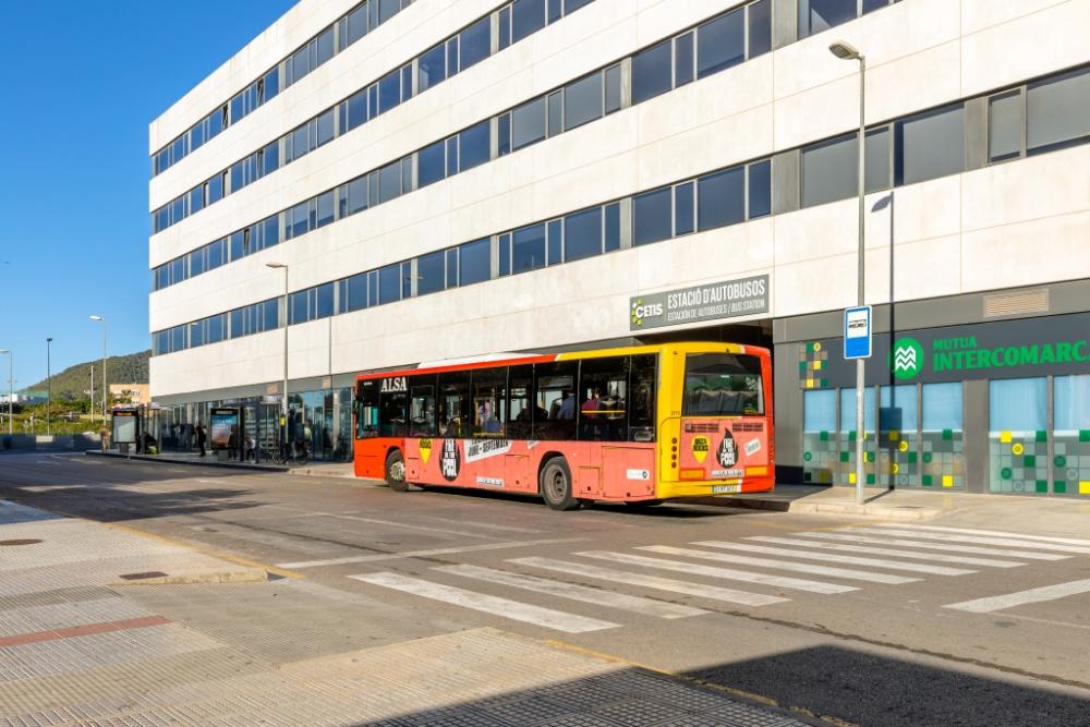 Imatge Ajuntament d´Eivissa i Consell analitzaran el nou servei d'autobús...