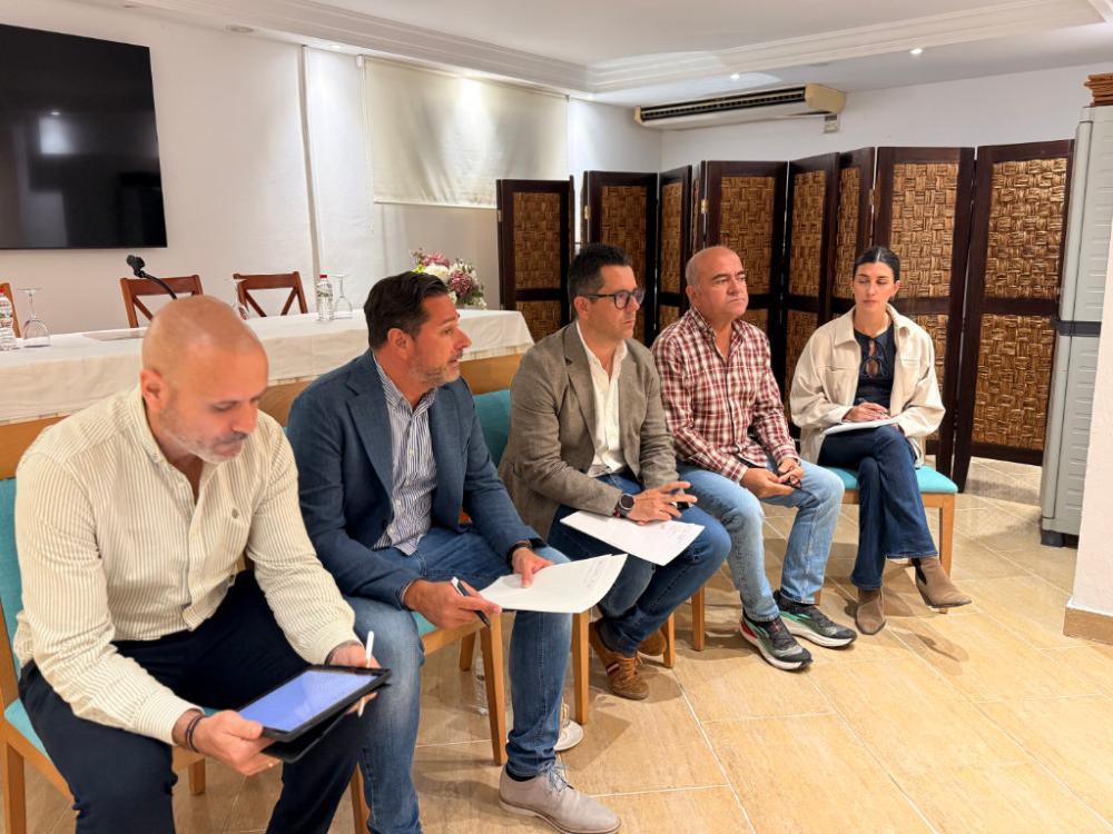 Imatge Reunió sector turístic