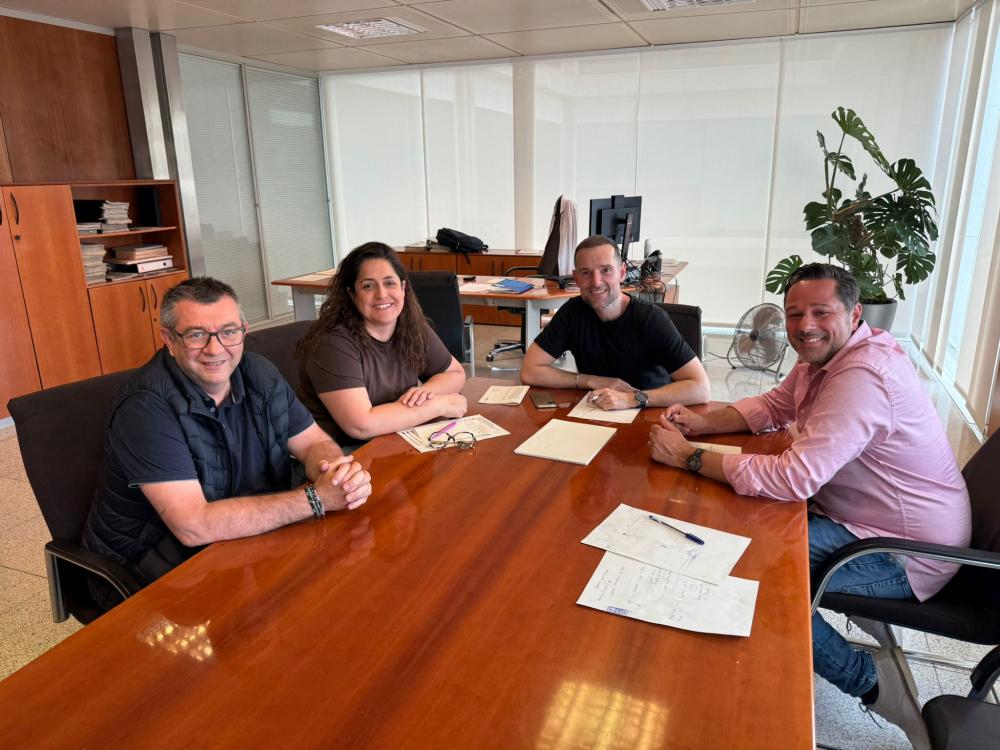 Imagen Reunión mejora transporte barrio Cas Serres