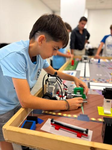 CampionatRobotica1