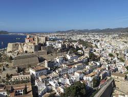 L’Ajuntament d’Eivissa mobilitza 4,7 milions d’euros més per ampliar el parc públic d’habitatge per a residents i rehabilitar Sa Penya