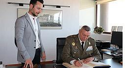 Imagen Visita protocol·lària del Comandant General de Balears a l'Ajuntament