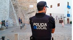 Imagen L’Ajuntament d’Eivissa reforça la unitat de Policia de Proximitat per incrementar la presència als barris